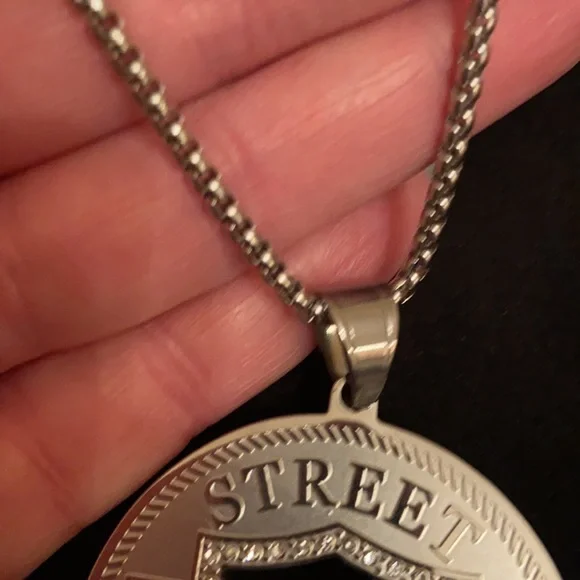 - HD Street Glide Necklaces - Picture 5 of 6